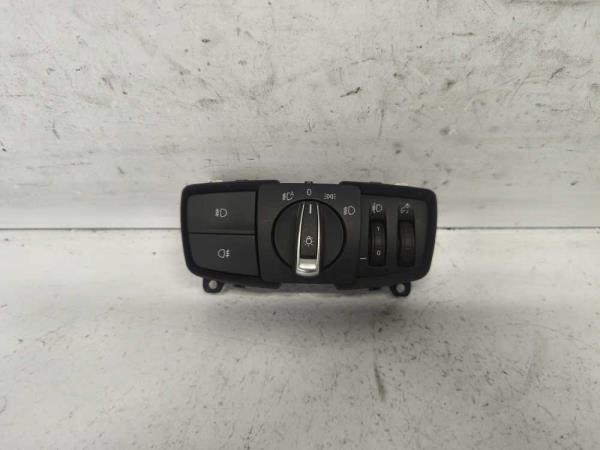 INTERRUPTEUR DE PHARE - Vue 1